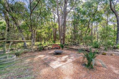 Acreage/Semi-rural For Sale - WA - Burnside - 6285 - PRIVATE BUSHLAND RETREAT IN A BLUE-RIBBON LOCATION  (Image 2)