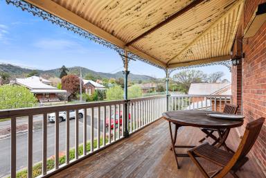 Unit For Lease - NSW - Tamworth - 2340 - FULLY FURNISHED UNIT IN EAST  (Image 2)