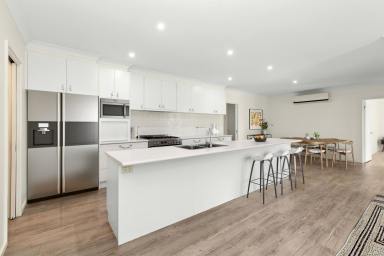 House For Sale - VIC - Goornong - 3557 - Space, Quality and Country Lifestyle  (Image 2)