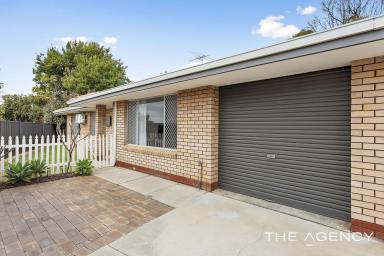 Duplex/Semi-detached For Sale - WA - Karrinyup - 6018 - Fantastic Duplex in the Perfect Location!  (Image 2)