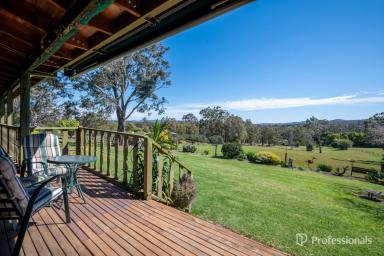 House For Sale - VIC - Don Valley - 3139 - LIFESTYLE, SPACE & RURAL VIEWS ON 6.5 ACRES APPROX.  (Image 2)