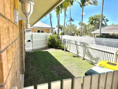 House For Sale - QLD - Mackay - 4740 - LOW BODY CORPORATE UNIT WITH BIG POTENTIAL  (Image 2)