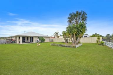 House For Sale - QLD - Cooloola Cove - 4580 - Contemporary Family Haven  (Image 2)