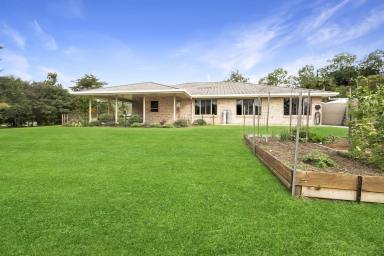Acreage/Semi-rural For Sale - QLD - Kuttabul - 4741 - QUALITY BUILT FAMILY ACREAGE HOME WITH DUAL LIVING POTENTIAL (Image 2)