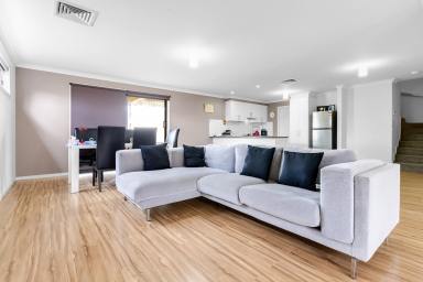 Townhouse For Sale - VIC - Mildura - 3500 - Contemporary Living - Parkside Setting  (Image 2)