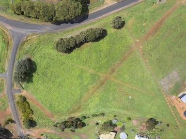 Residential Block For Sale - WA - Margaret River - 6285 - PRESTIGE, PRIVACY & POTENTIAL - A RARE ONE HECTARE OPPORTUNITY  (Image 2)