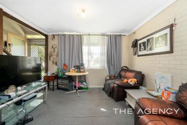 Unit For Sale - WA - Rockingham - 6168 - Smart Buying Near the Foreshore  (Image 2)