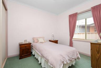House For Sale - VIC - Kangaroo Flat - 3555 - Comfortable Family Home with Fantastic Shedding in a Quiet Court  (Image 2)