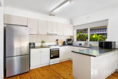 House For Sale - VIC - Golden Square - 3555 - Golden Square Gem – Ideal for First Home Buyers or Savvy Investors  (Image 2)