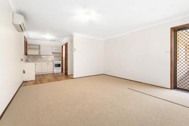 Unit For Lease - NSW - Raymond Terrace - 2324 - AFFORABLE 2-BEDROOM HOME!!  (Image 2)
