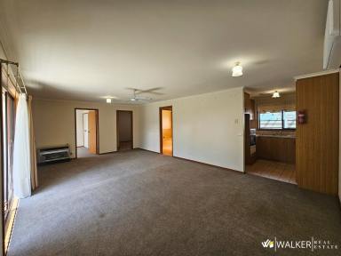 Unit For Sale - VIC - Kyabram - 3620 - "Cozy & Convenient"  (Image 2)