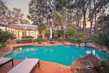 House For Sale - WA - Darlington - 6070 - Now This Is A Little Special! - A Rare Find On Nearly One Acre  (Image 2)