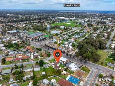 Duplex/Semi-detached For Sale - WA - Mandurah - 6210 - Charming Duplex on 521sqm – No Strata Fees  (Image 2)
