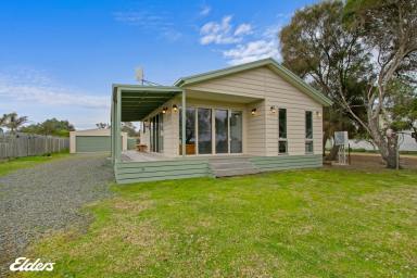 House For Sale - VIC - Robertsons Beach - 3971 - FULLY FURNISHED - READY SET GO  (Image 2)