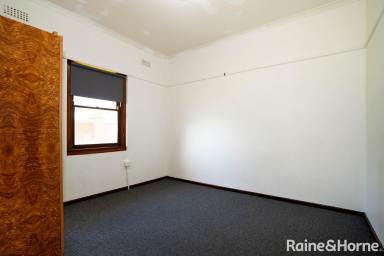 House For Lease - NSW - Turvey Park - 2650 - GREAT LOCATION  (Image 2)