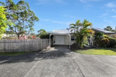 Villa Leased - QLD - Edmonton - 4869 - 20/10/25- Application approved - Freestanding Villa - New Kitchen - Fenced Yard - Garage plus Carport  (Image 2)