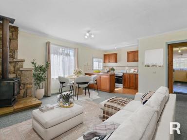 House For Sale - TAS - Forcett - 7173 - Make your memories here  (Image 2)