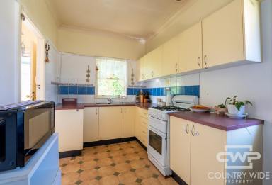 House For Sale - NSW - Glen Innes - 2370 - Solid three‑bedroom home  (Image 2)