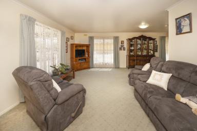 House For Sale - VIC - Swan Hill - 3585 - Quiet Family Friendly Location  (Image 2)