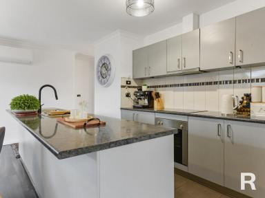 House For Sale - TAS - New Norfolk - 7140 - Modern Comfort and Space in the Heart of New Norfolk  (Image 2)