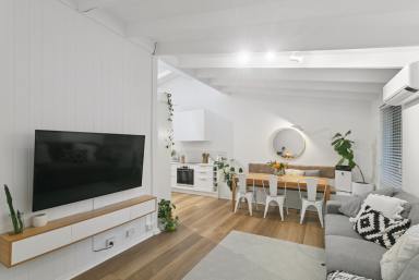 Villa For Sale - WA - Scarborough - 6019 - In a Word: Bright  (Image 2)