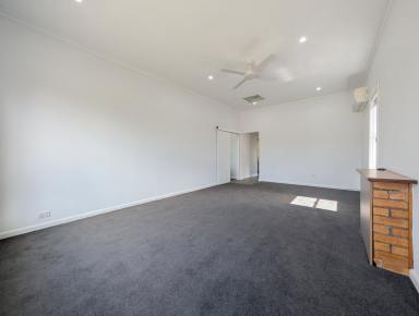 House For Lease - VIC - Swan Hill - 3585 - Charming 3-Bedroom Home on Campbell Street  (Image 2)