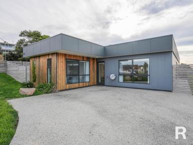 House For Sale - TAS - Coles Bay - 7215 - Big, Bright and Airy  (Image 2)