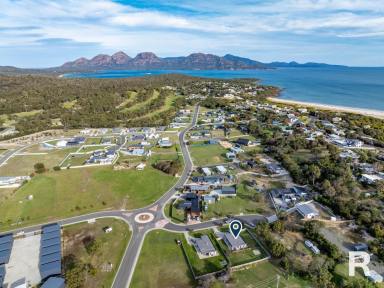 House For Sale - TAS - Coles Bay - 7215 - Big, Bright and Airy  (Image 2)