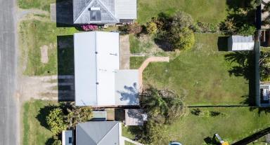 House For Sale - NSW - Grafton - 2460 - BIG - ON A BUDGET  (Image 2)