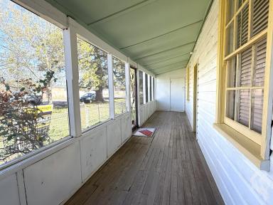 House For Sale - NSW - Wee Waa - 2388 - AFFORDABLE HOME!  GREAT LOCATION!  (Image 2)