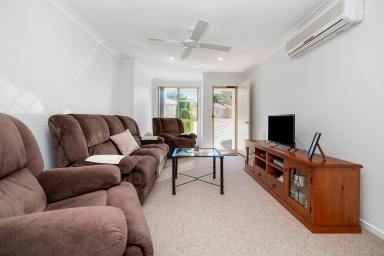 Unit For Sale - NSW - Raymond Terrace - 2324 - DOWNSIZE, INVEST OR NEST!  (Image 2)