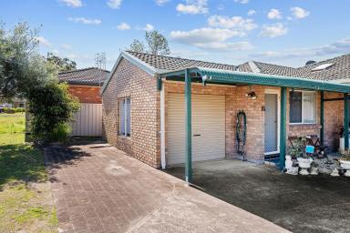 Duplex/Semi-detached For Sale - NSW - Raymond Terrace - 2324 - SPACIOUS DUPLEX IN SOUGHT-AFTER LAKESIDE!  (Image 2)