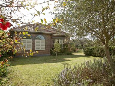 House For Sale - NSW - Young - 2594 - You Cannot Beat Charm, Character & Great Architecture  (Image 2)
