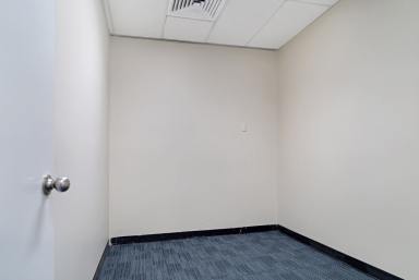Office(s) For Lease - QLD - Toowoomba City - 4350 - 133m2 Professional Office located Next to Grand Central  (Image 2)