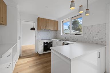 Unit For Sale - VIC - Inverloch - 3996 - Effortless Living by the Beach – Walk to Town and Shoreline  (Image 2)