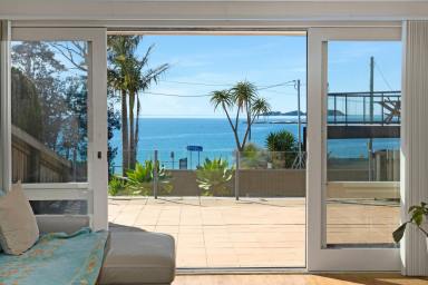 Townhouse For Sale - NSW - Batehaven - 2536 - Position Perfect  (Image 2)