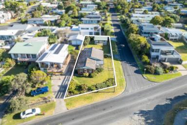 House For Sale - VIC - Inverloch - 3996 - A Rare Opportunity  (Image 2)