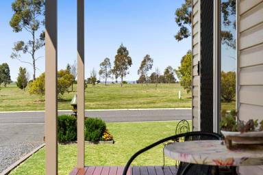 House For Sale - QLD - Clifton - 4361 - A Perfectly Presented Country Gem  (Image 2)
