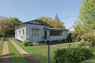 House For Lease - QLD - Newtown - 4350 - Positioned in one of Newtown’s most desirable streets, this beautifully presented home is bursting with classic character.  (Image 2)
