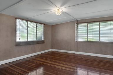 House Leased - QLD - Newtown - 4350 - Well Presented Character Home  (Image 2)