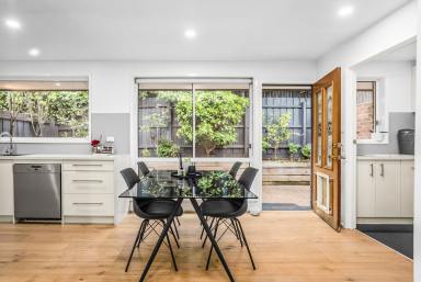 Unit For Lease - VIC - Mordialloc - 3195 - MODERN UNIT | PRIVATE COURTYARD | CLOSE TO SHOPS  (Image 2)