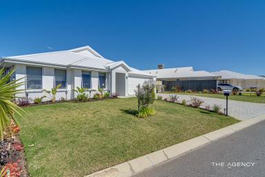 House For Sale - WA - Ridgewood - 6030 - Nearly New on Newport  (Image 2)