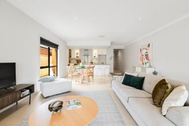 House Auction - VIC - Mildura - 3500 - Olive Avenue Charm - Low Maintenance and Central  (Image 2)