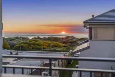 House For Sale - WA - Madora Bay - 6210 - BEACHSIDE LUXURY  (Image 2)