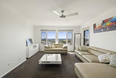 House For Sale - QLD - Cranley - 4350 - Modern Elegance with Panoramic Views  (Image 2)