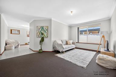 Villa For Sale - WA - Parkwood - 6147 - The Finest Location and Convenient Lifestyle  (Image 2)