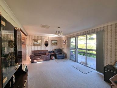 House For Sale - NSW - Gundagai - 2722 - Family Home in a Great Location  (Image 2)