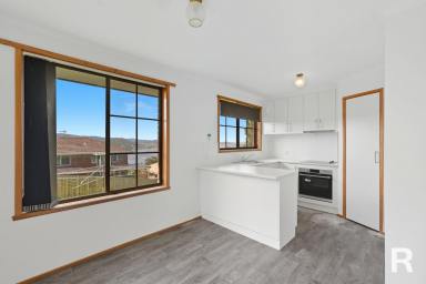 House For Lease - TAS - Lutana - 7009 - Freshly Renovated with River Views  (Image 2)