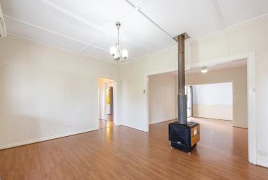House Leased - NSW - Grafton - 2460 - Westlawn Family Home - Air-conditioned  (Image 2)
