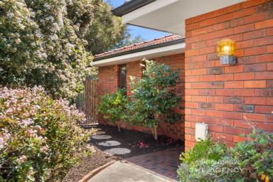 House For Sale - WA - Booragoon - 6154 - Downsizers Dream & Potential Plus!  (Image 2)